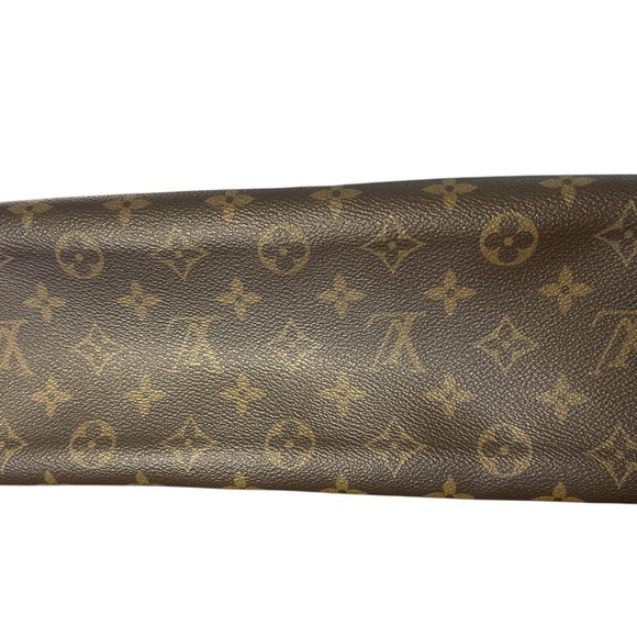 Louis Vuitton Popincourt Handbag - Picture 8 of 10